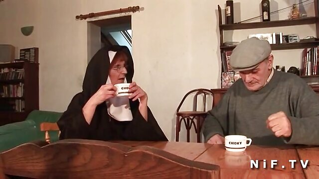 स्थिति सेक्सी मूवी सेक्सी